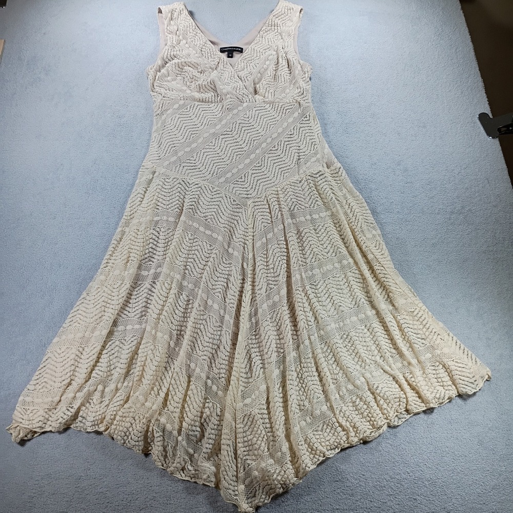 Chris McLaughlin Women Lace Handkerchief Hem Dress Beige 12 Chevron Sleeveless